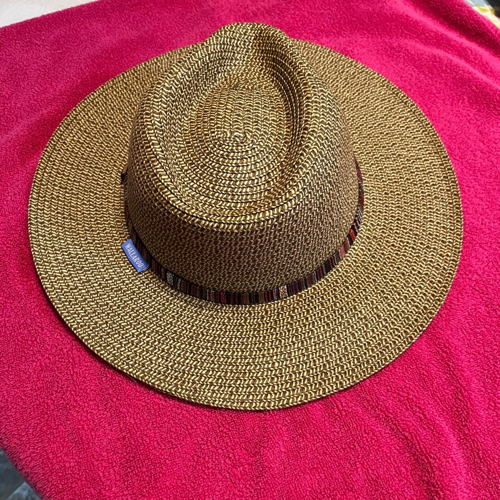 Wallaroo women’s Stylish Woven Paper Braid Hat with Band. One Size. - Picture 2 of 9